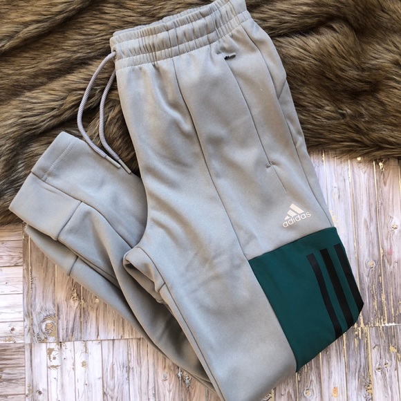 adidas Other - ADIDAS JOGGERS!